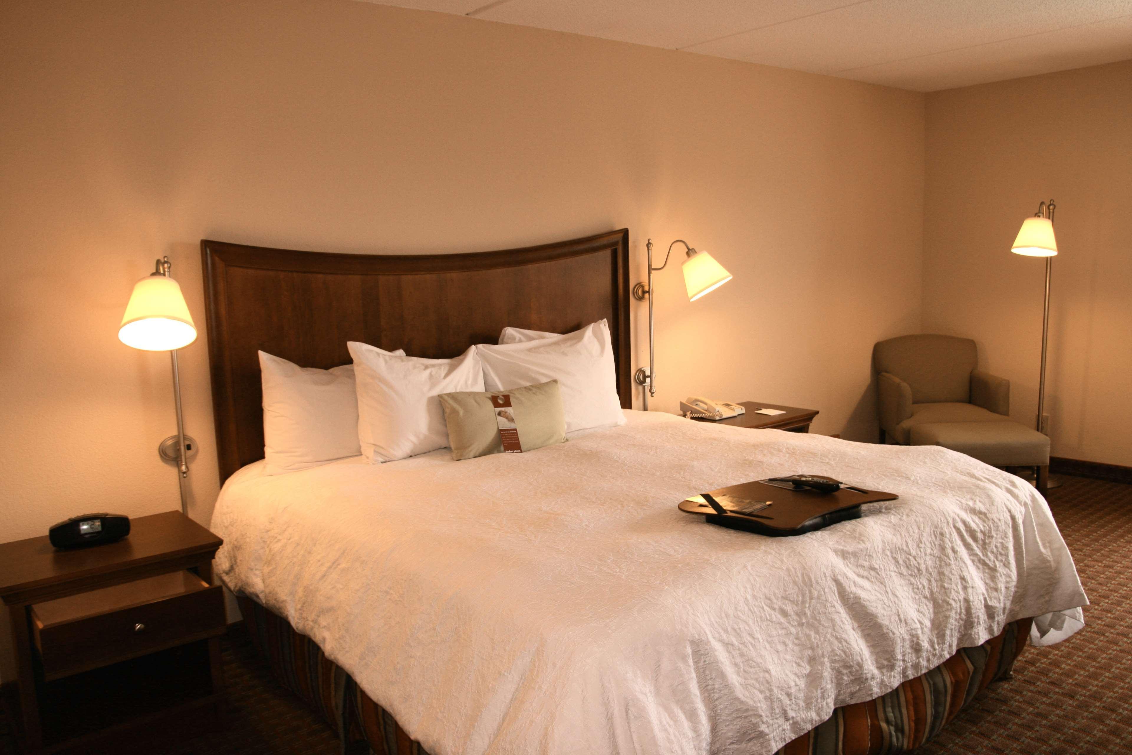 Hampton Inn Henderson Bagian luar foto