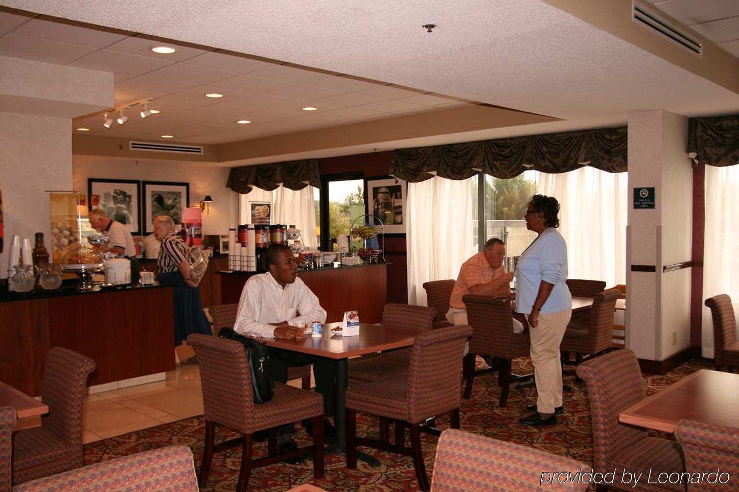 Hampton Inn Henderson Bagian luar foto